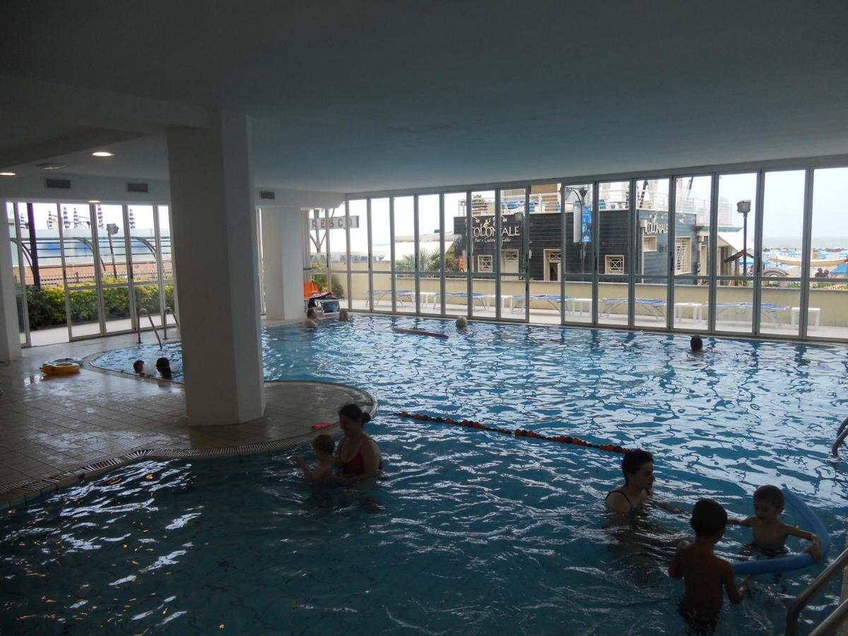 קאטוליקה Hotel Negresco מראה חיצוני תמונה